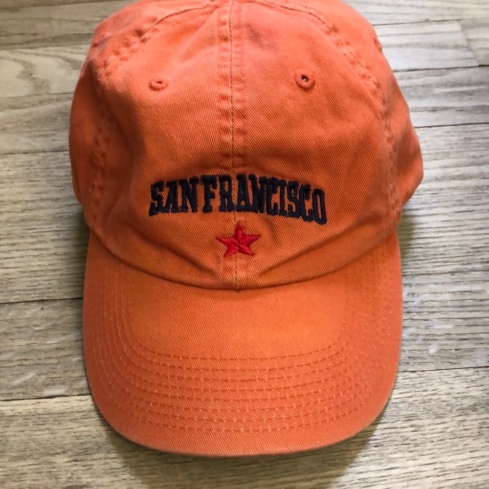 Fahrenheit Headwear Company SAN FRANCISCO Star Adjustable Strap 100% Cotton Cap